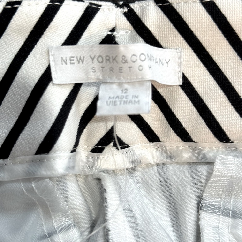 New York & Company Audrey Ankle length pant